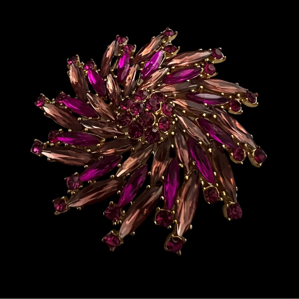 Radiant Fuchsia Swirl